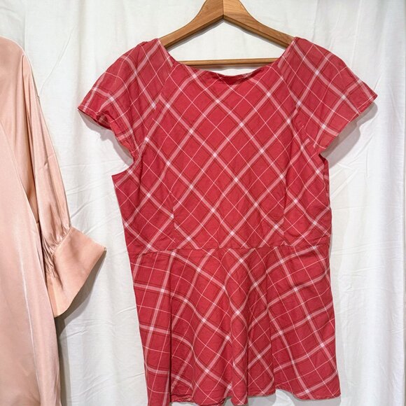 Light & breezy, Flouncy Double-layered Diagonal Plaid Nine West Blouse S 14 - Picture 3 of 9